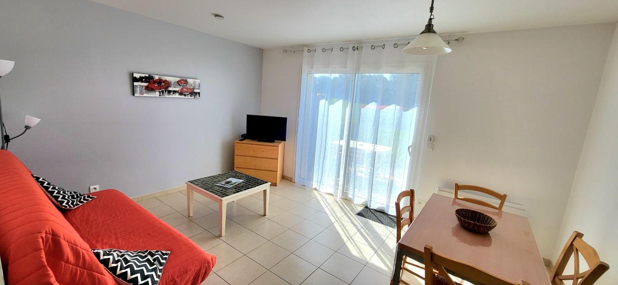 Logement Thermale Et De Tourisme Les Acacias 6 Жонзак Екстер'єр фото